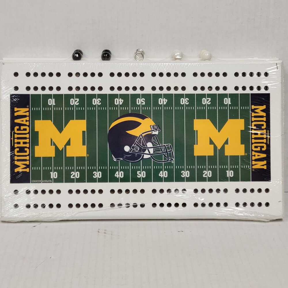 NCAA Michigan Wolverines Cribbage Board, NEW